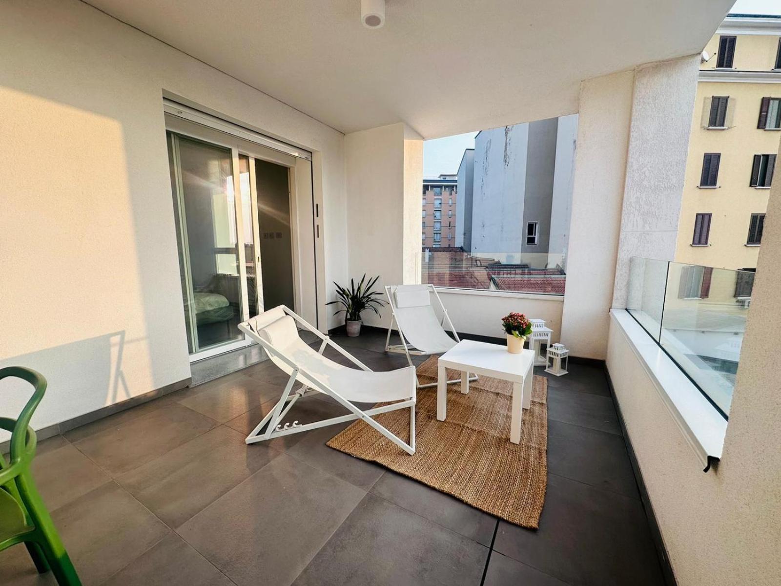 Lovely Terrace Apartment - Porta Romana District Milan Exterior photo